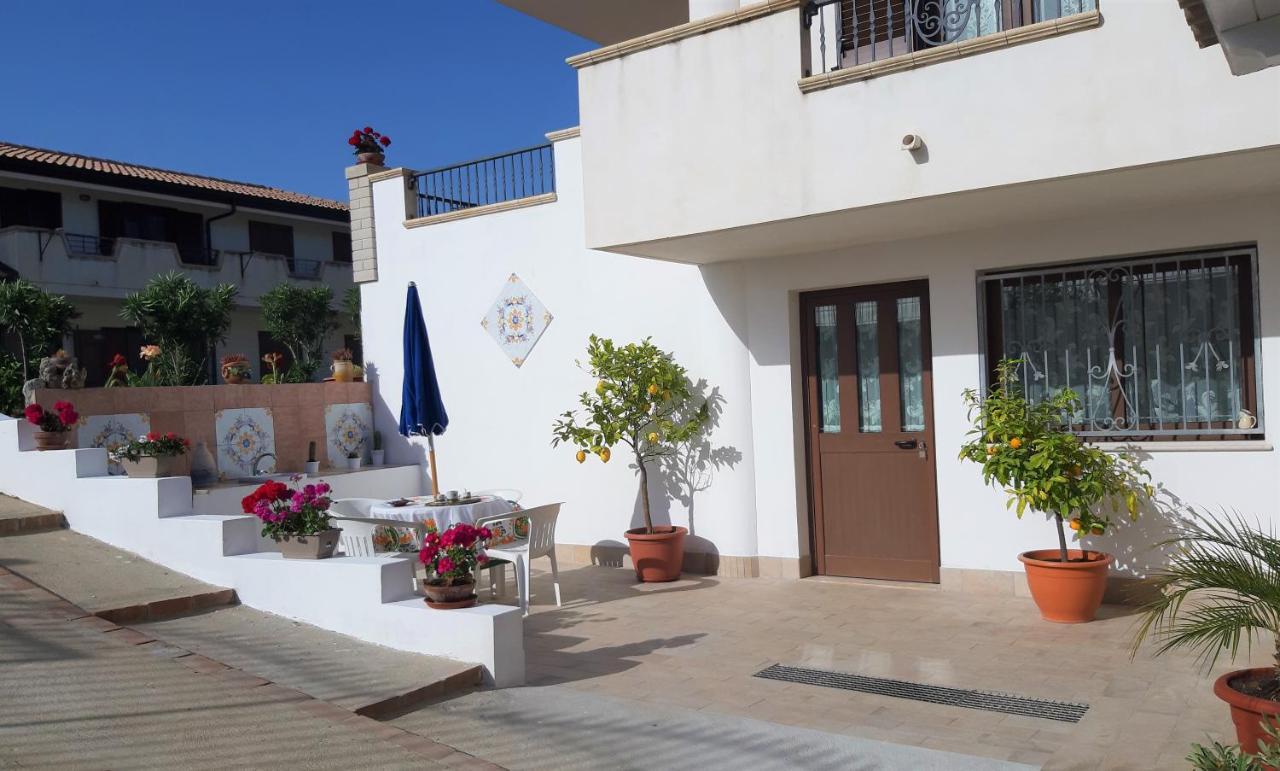 Апартаменты Casa Vacanze Bergamotto & Limoni Drapia Экстерьер фото